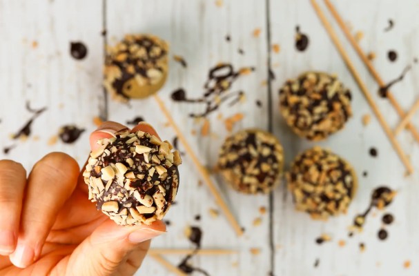 Marzipan Energy Balls